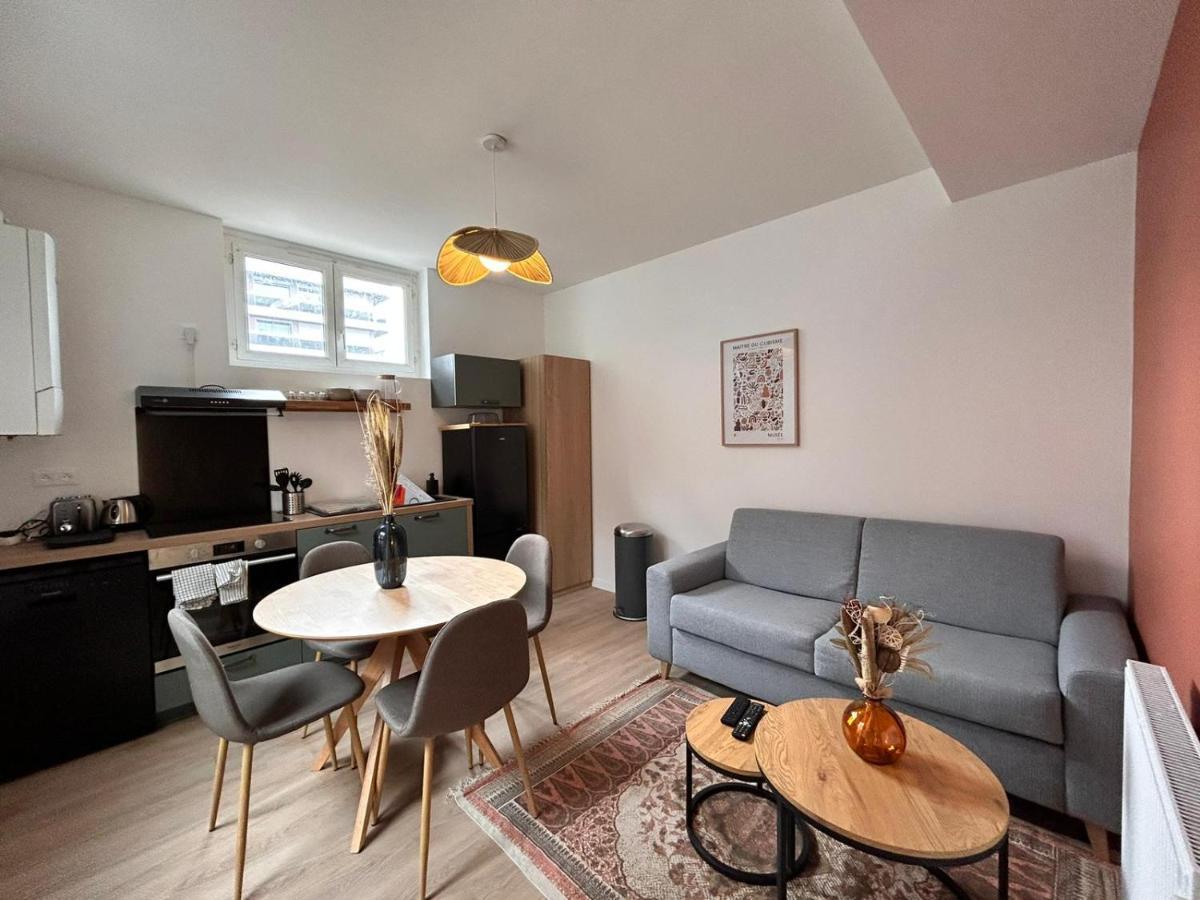 Cosy Perle - 2Ch - Quartier Des Halles & Parking Souterrain Pau Bagian luar foto